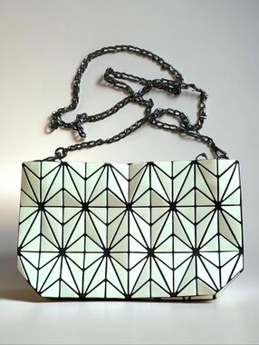 Emilio Pepe Italy Bao Bao Style Geometric Panel Bag Yellow Black Chain Strap